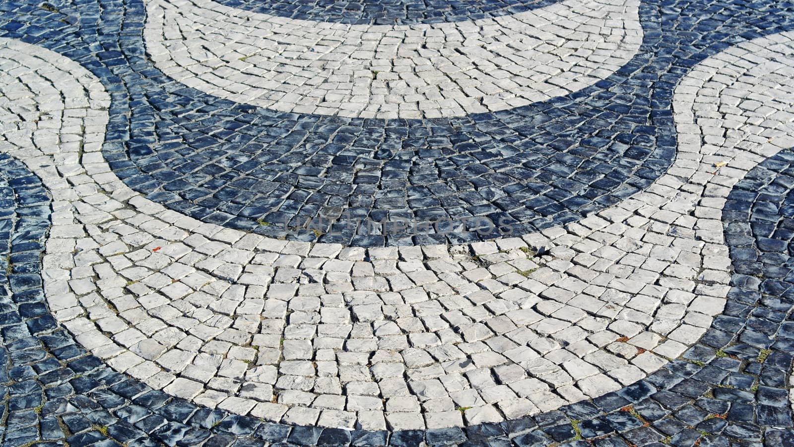 Portuguese pavement, calçada portuguesa