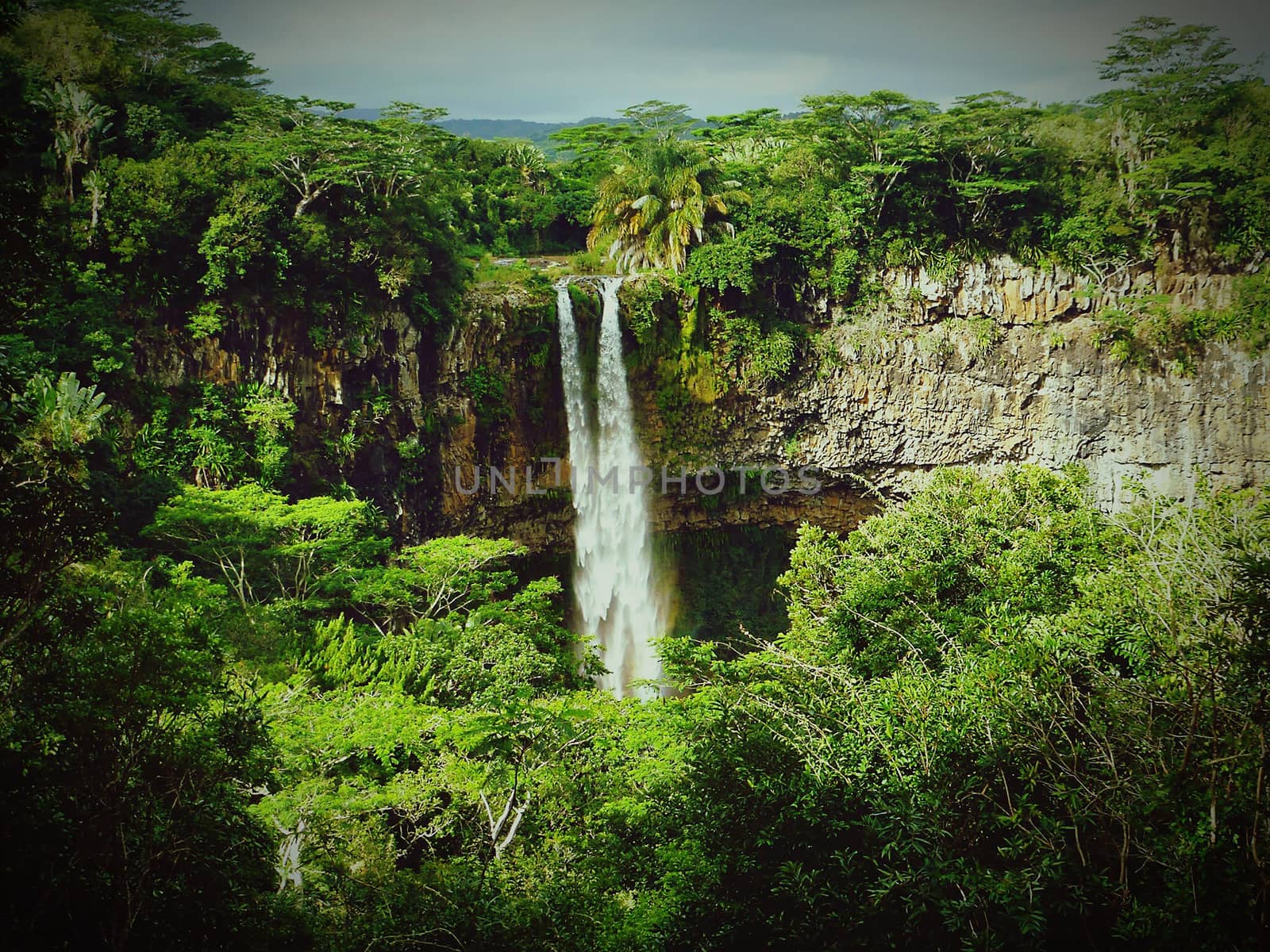 Cascade close to Chamarel