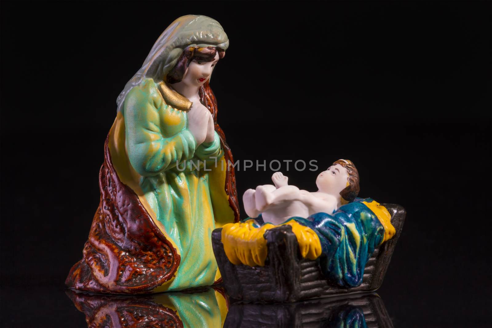 Christmas scene with Jesus and Mary by manaemedia