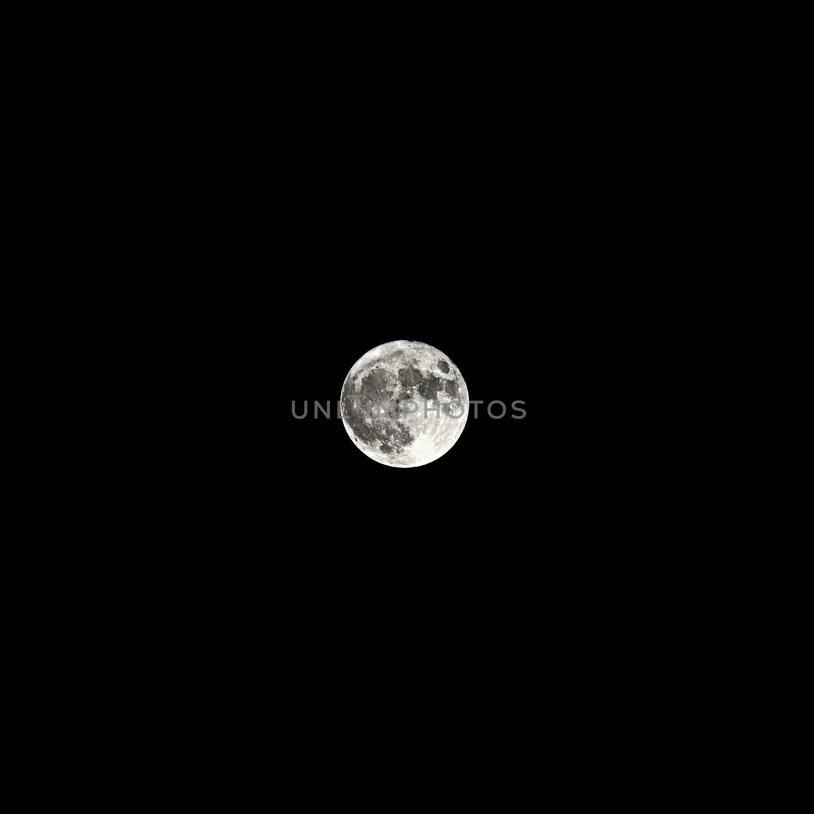 Supermoon on 14th November 2016 by hamik