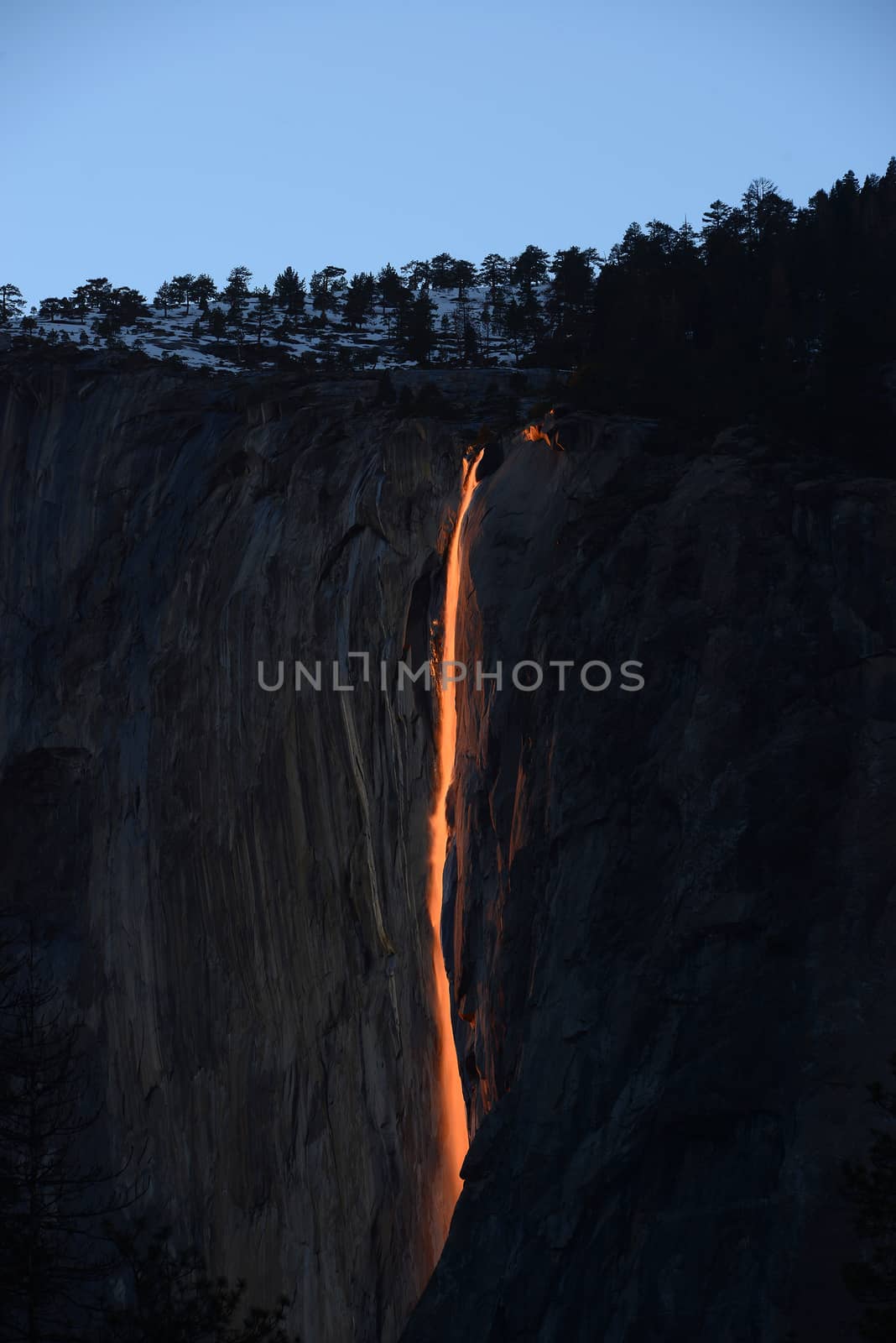 horsetail firefalls at yosemite national park