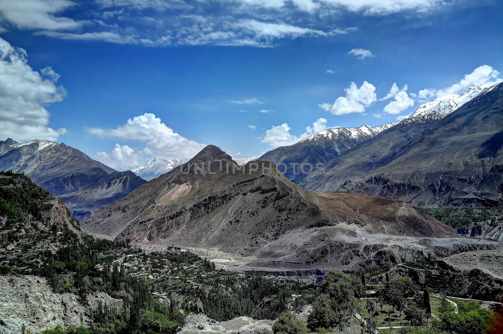 Karakoram mountain, Pakistan by homocosmicos