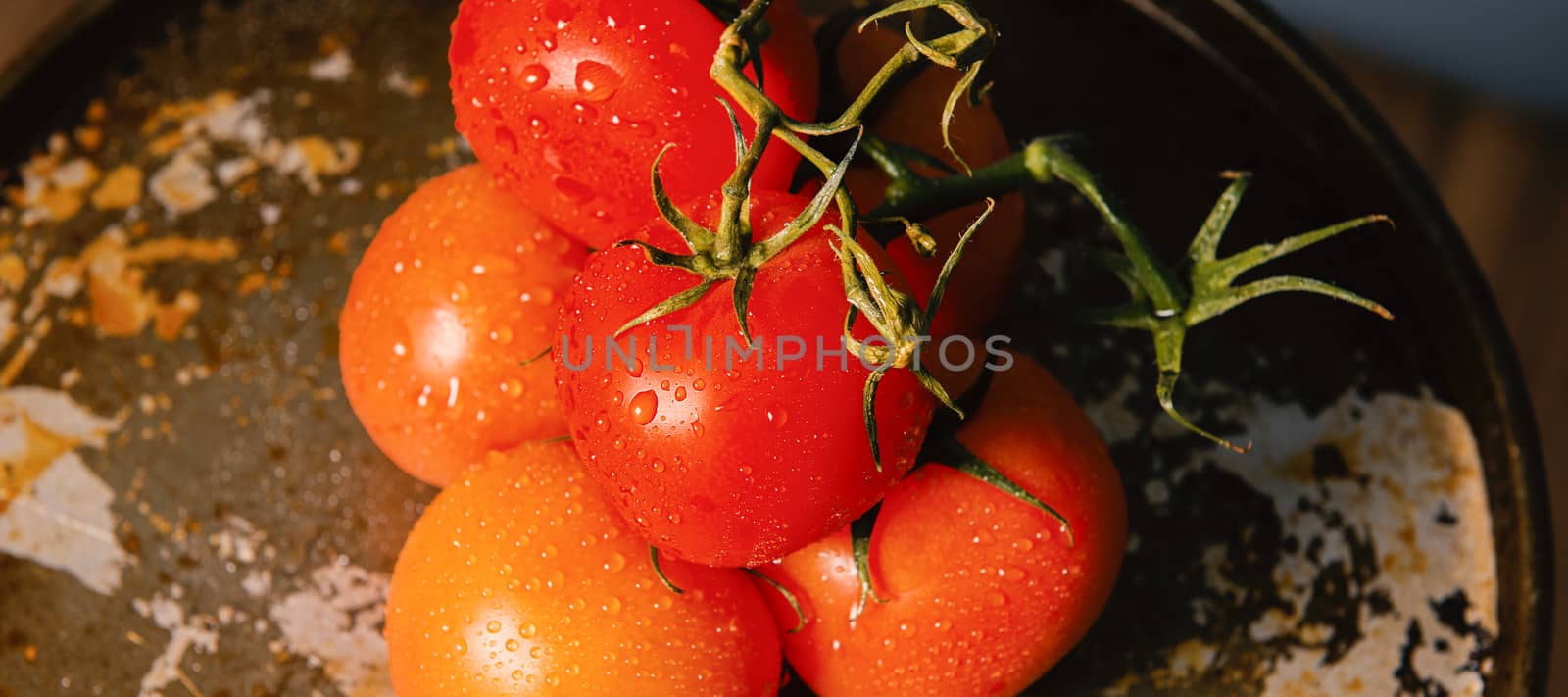 Red ripe fresh tomatoes by artistrobd