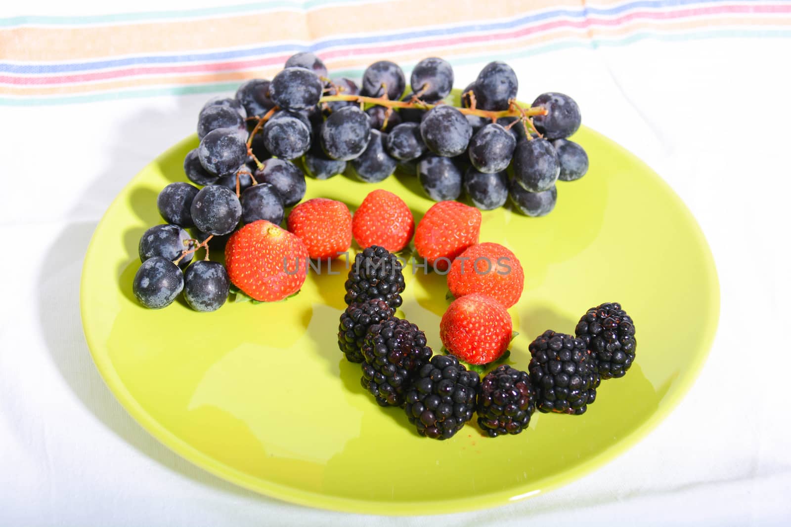 healthy fruits 1 by iacobino