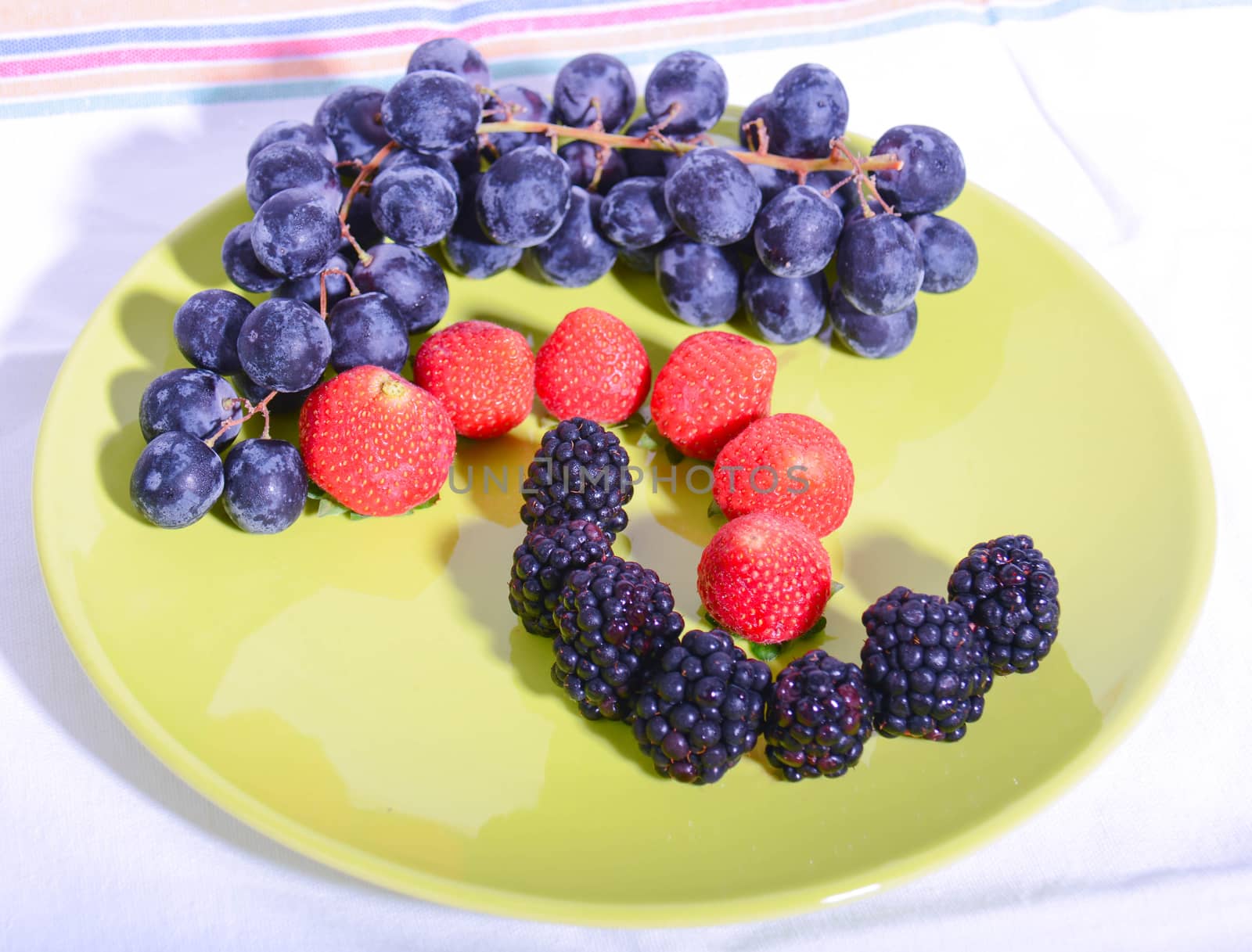 healthy fruits 4 by iacobino