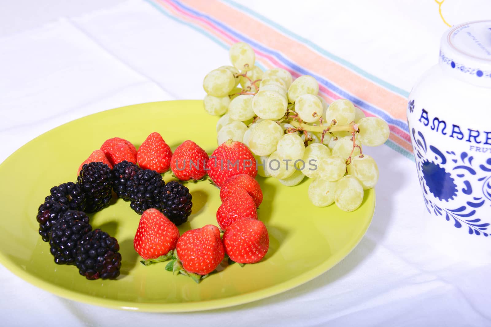 healthy fruits 18 by iacobino