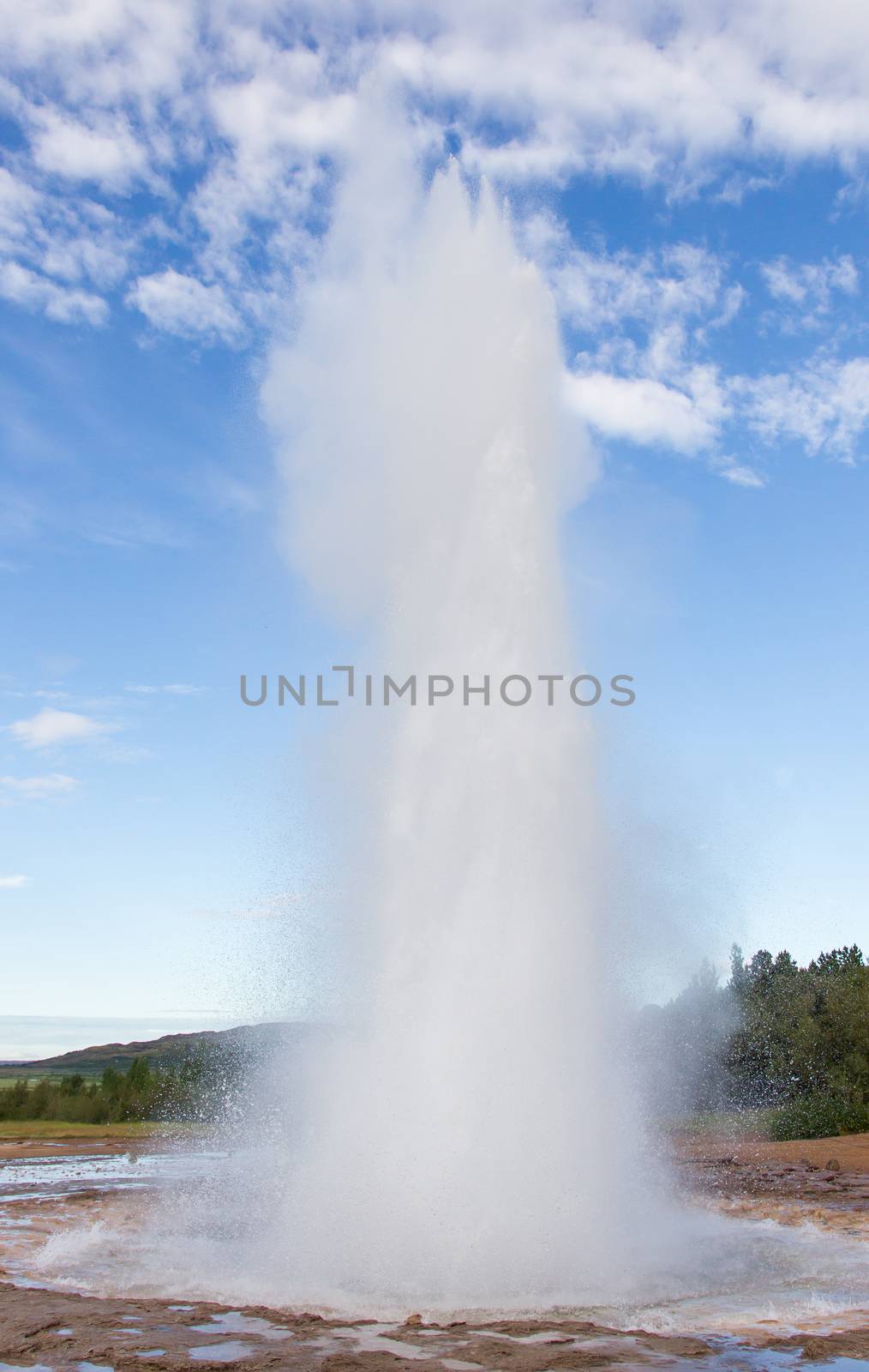 Geyser Strokkur eruption in the Geysir area, Iceland