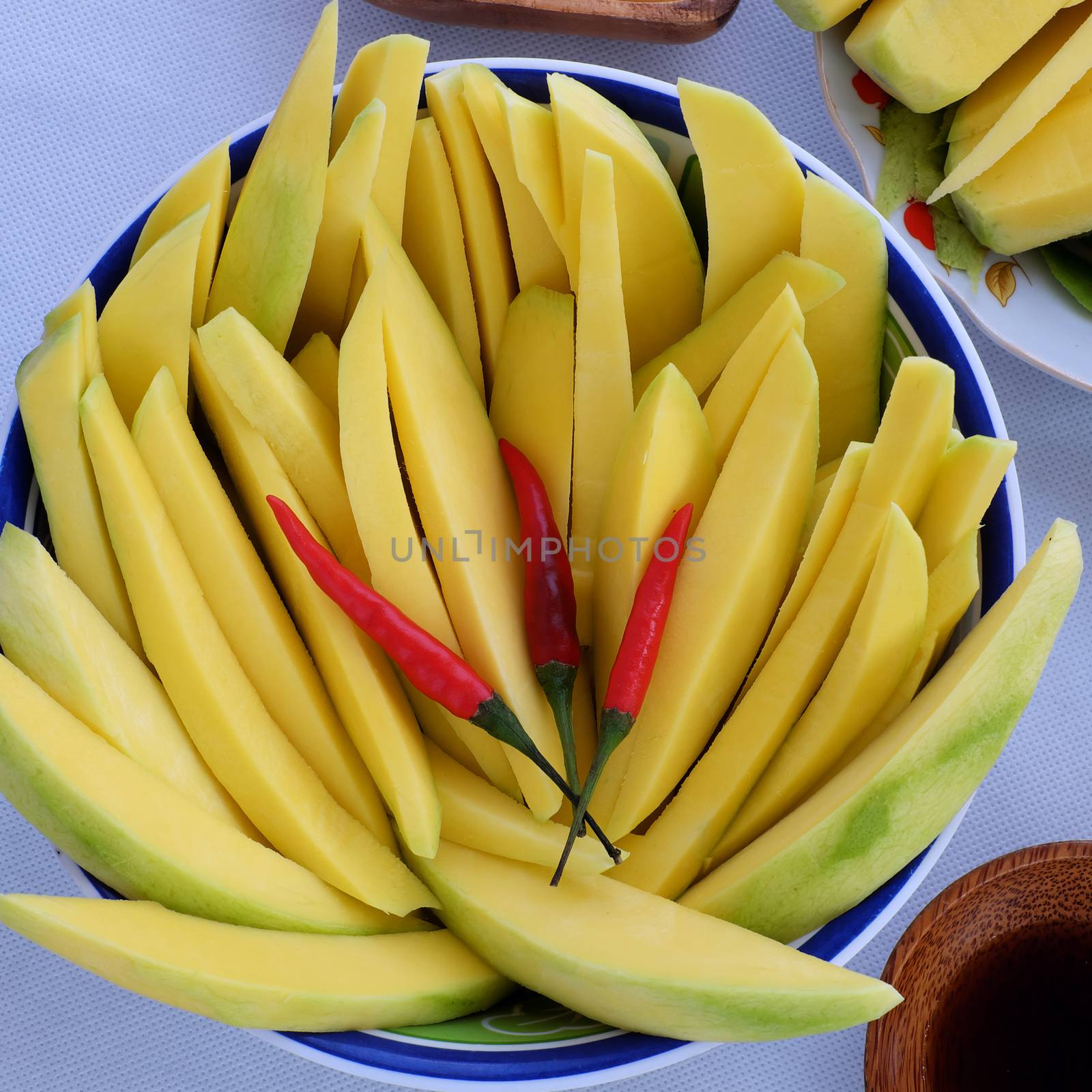 Vietnamese fruit, green mango by xuanhuongho