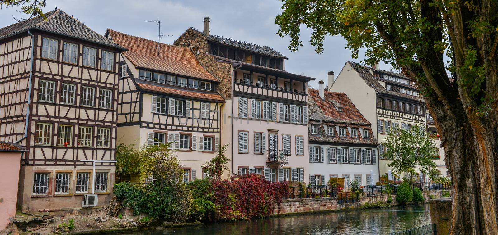 Strasbourg, water canal in Petite France area, Alsace, Bas Rhin