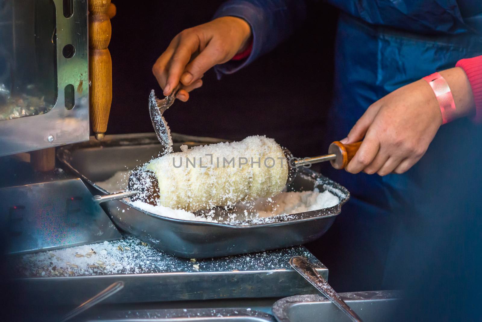 cake sprinkled with white powder during cooking