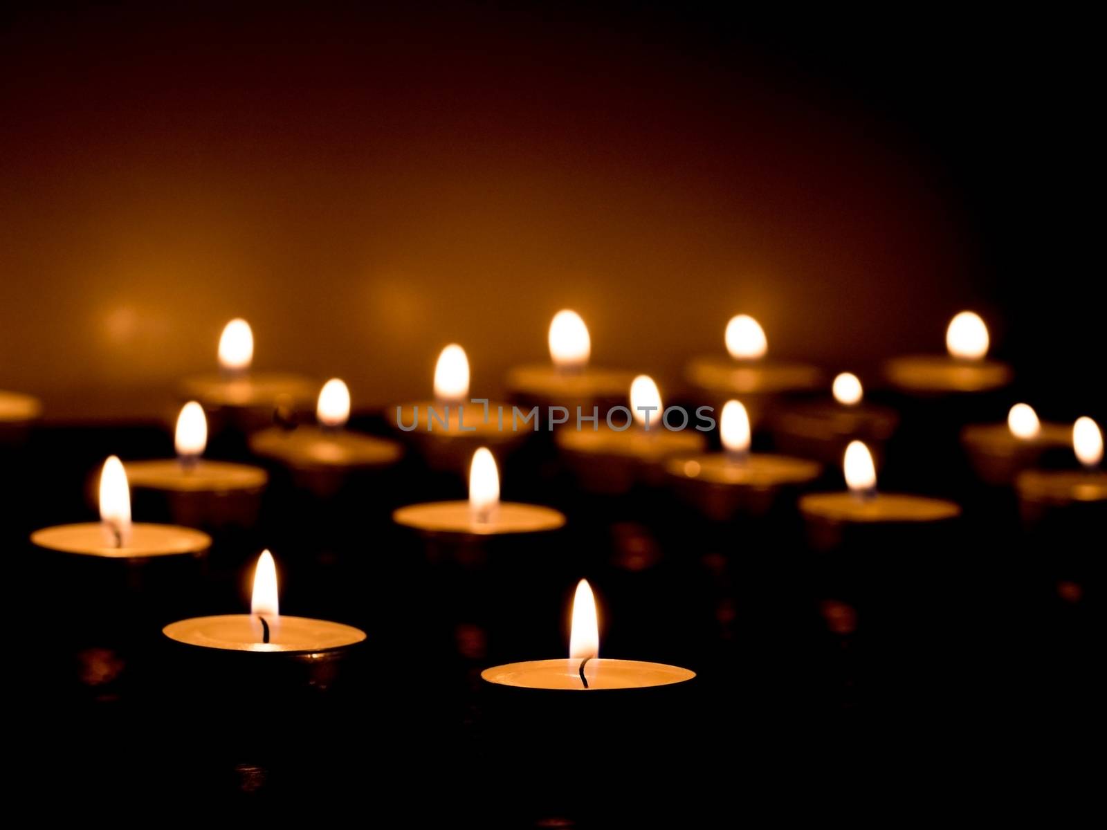 candle light by fascinadora