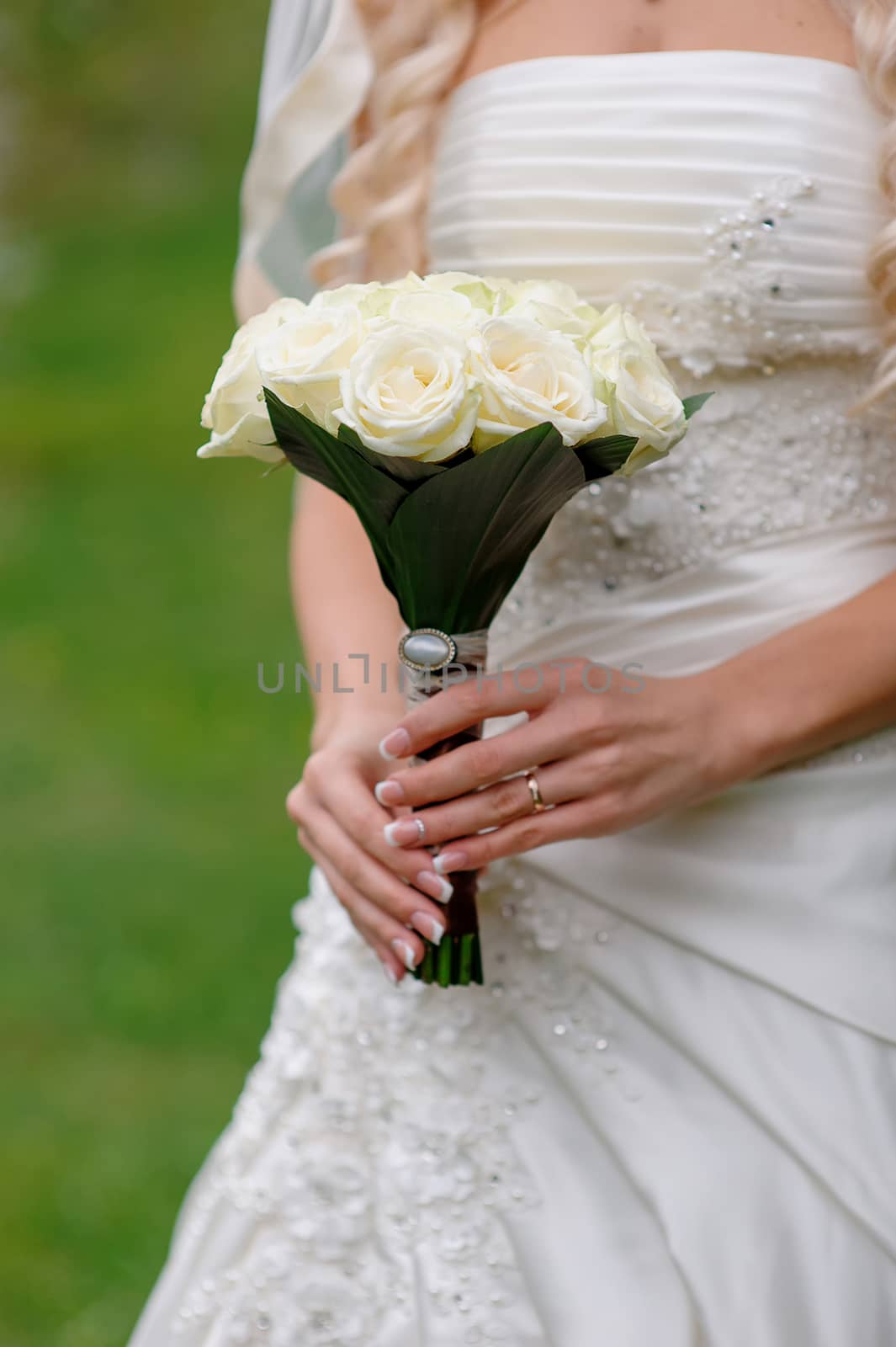 flowers wedding bride husband 