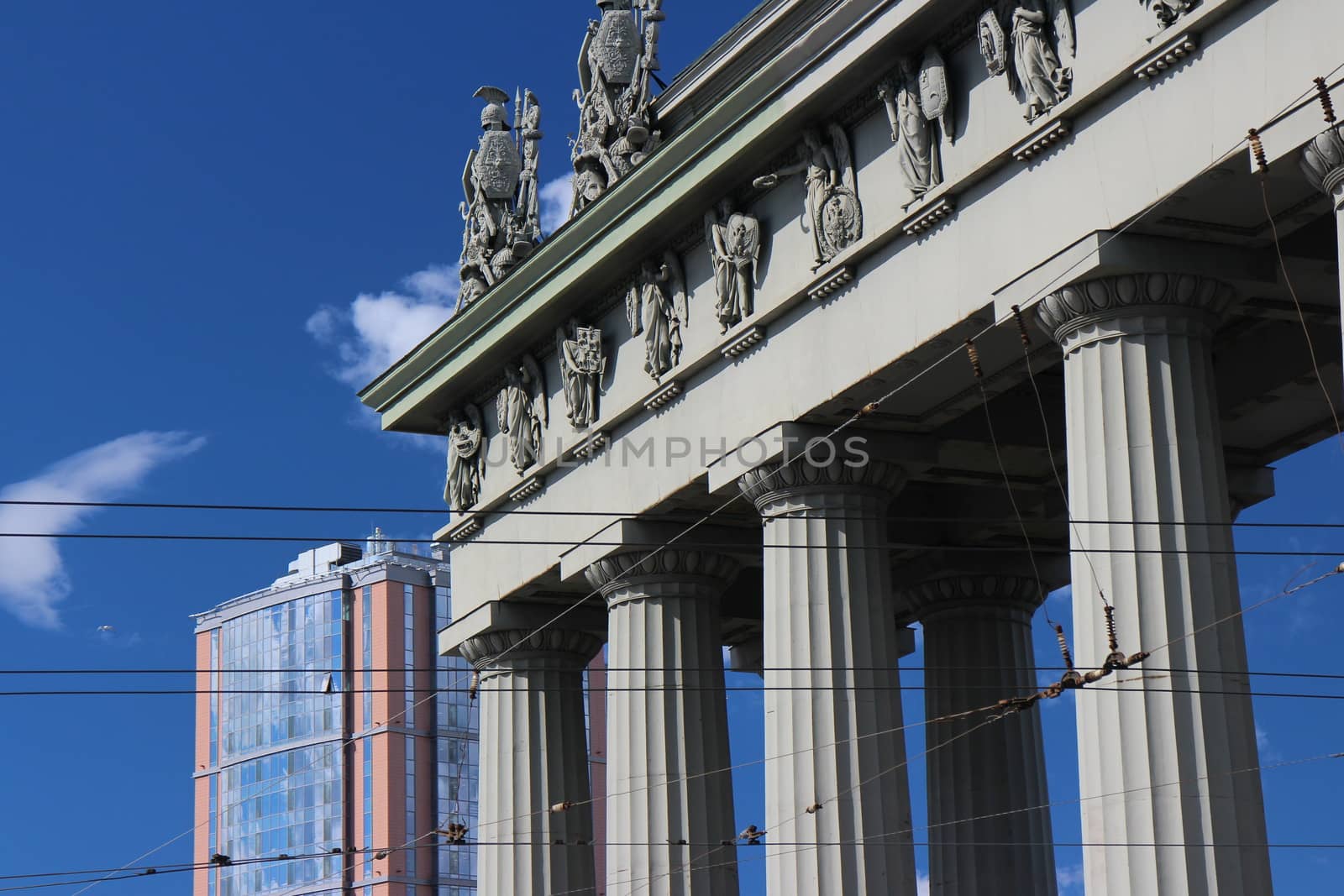 View of the triumphal Gate and building on Moskovsky Avenue in St. Petersburg