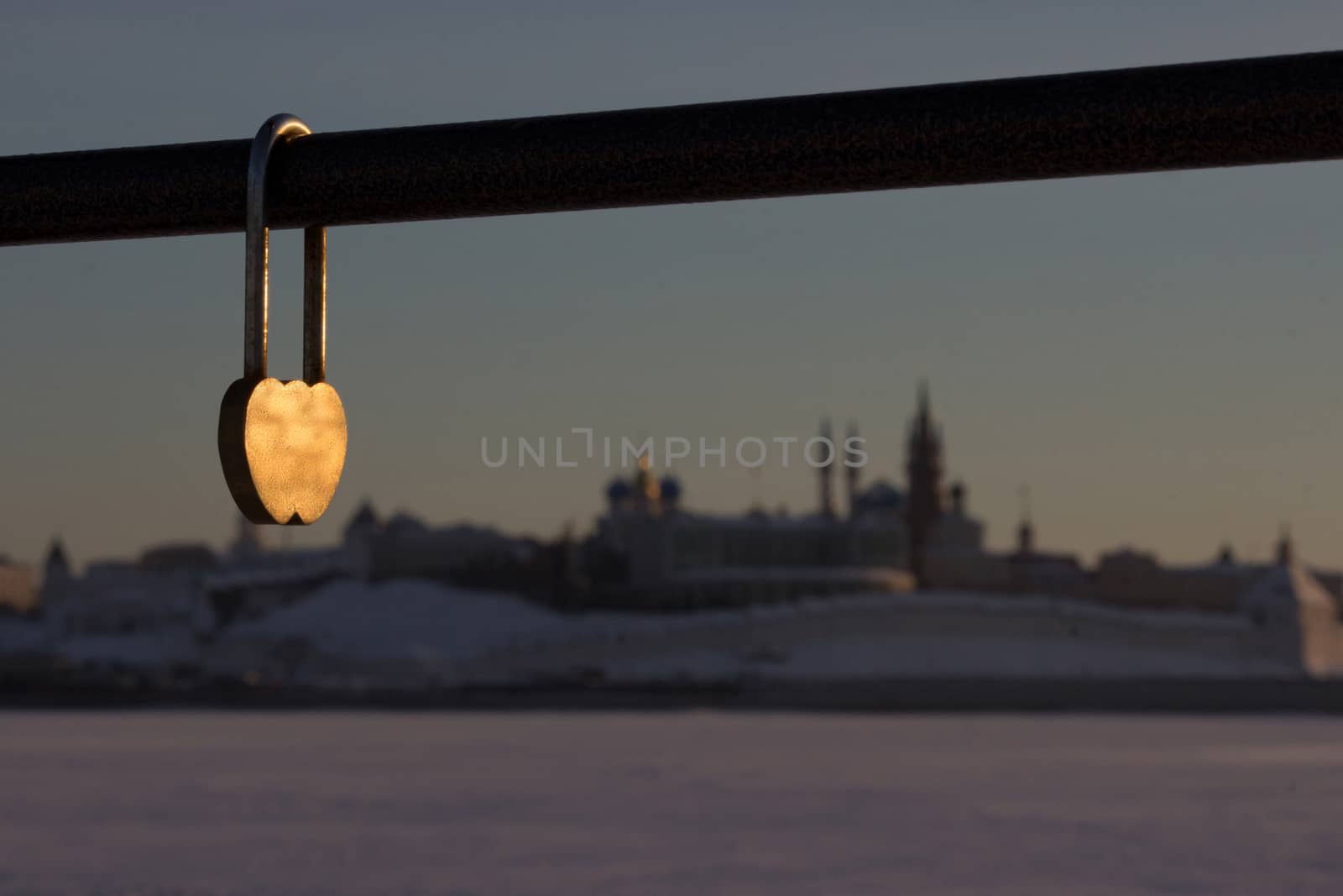 heart shaped padlock by liwei12