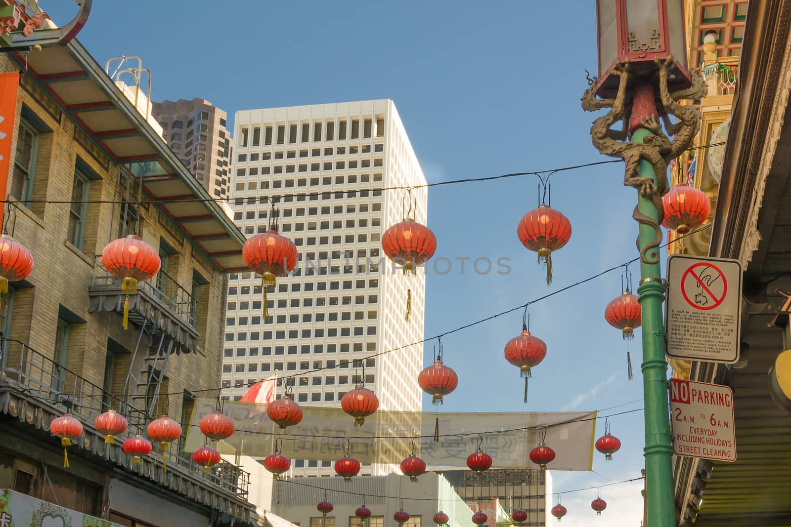 Red lanterns in San Francisco Chinatown by rarrarorro