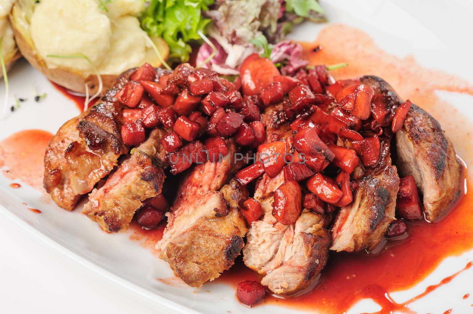 roasted beef slices with berry, apple and pear sauce