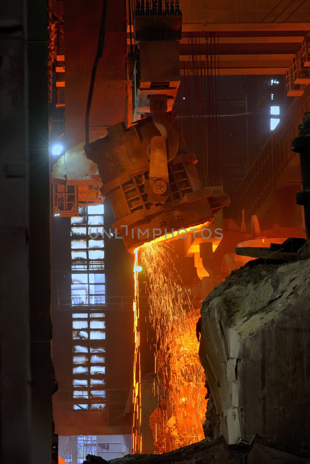 steel mills converter filling hot materials