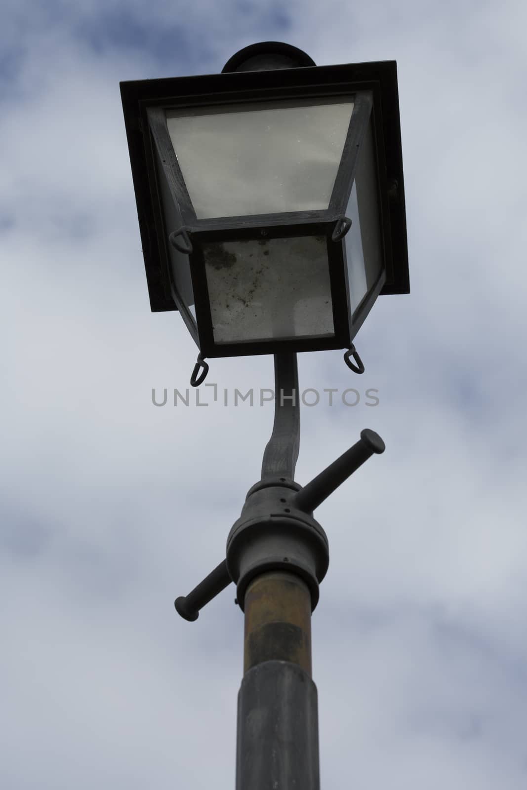 Antique Street Lamp by tornado98