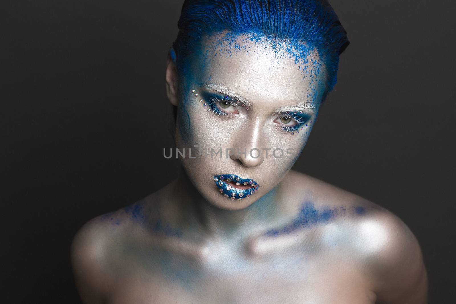 Artistic Makeup with Blue Hair and Rhinestones by Multipedia