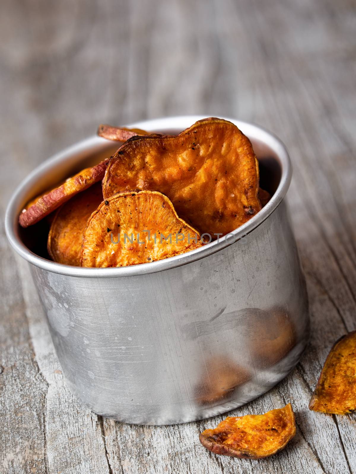 rustic golden sweet potato chips by zkruger
