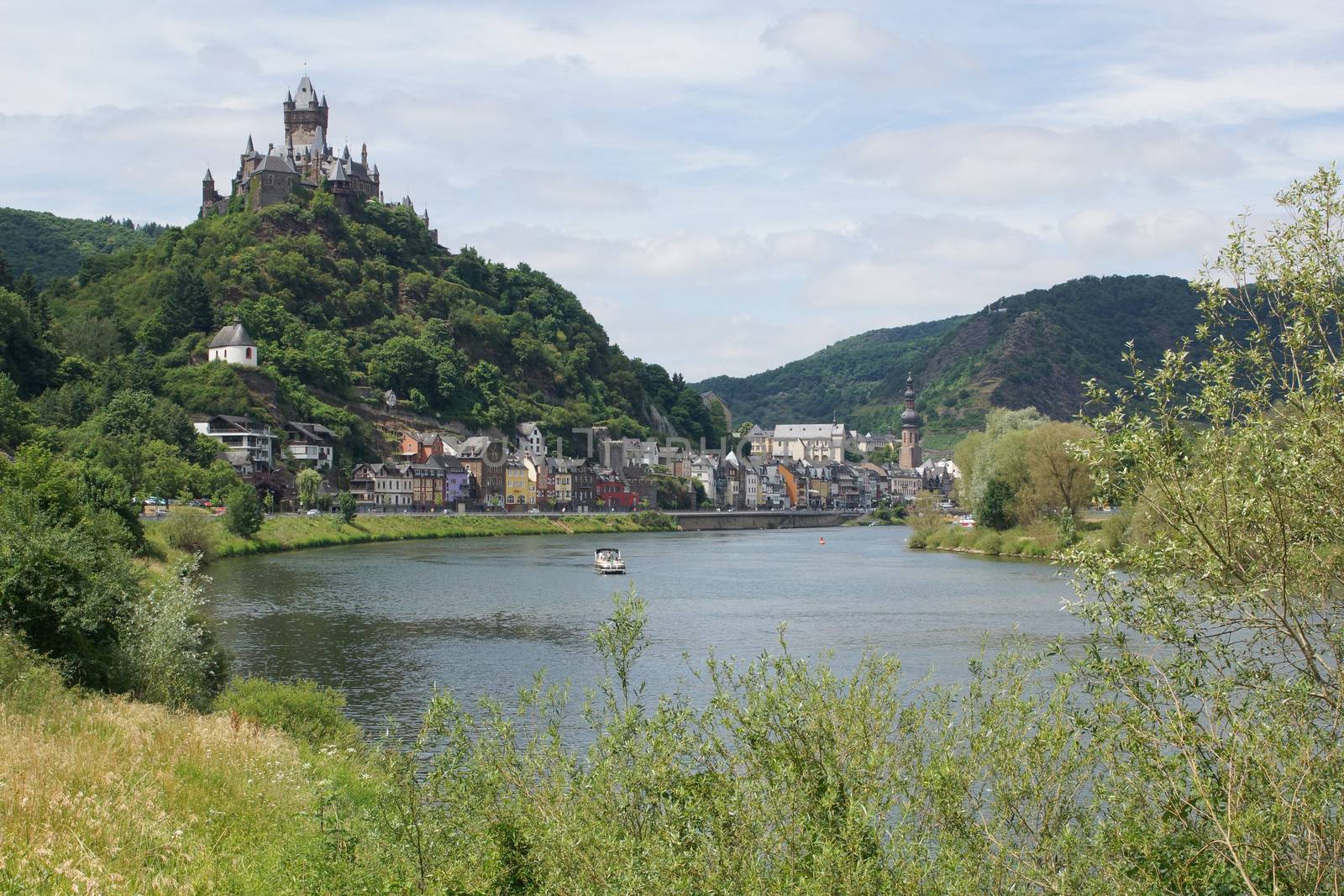 COCHEM, GERMANY - JUNE 19, 2014: View to the city and castle of Cochem on June 19, 2014 in Germany