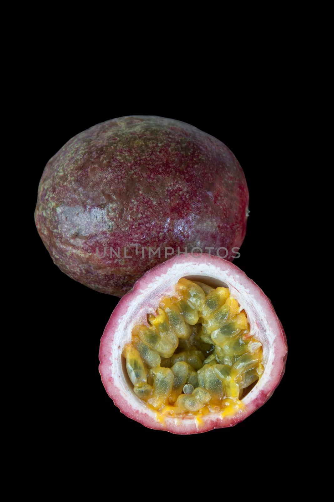 Passion fruit fresh isolated on black background. objects with clipping paths.