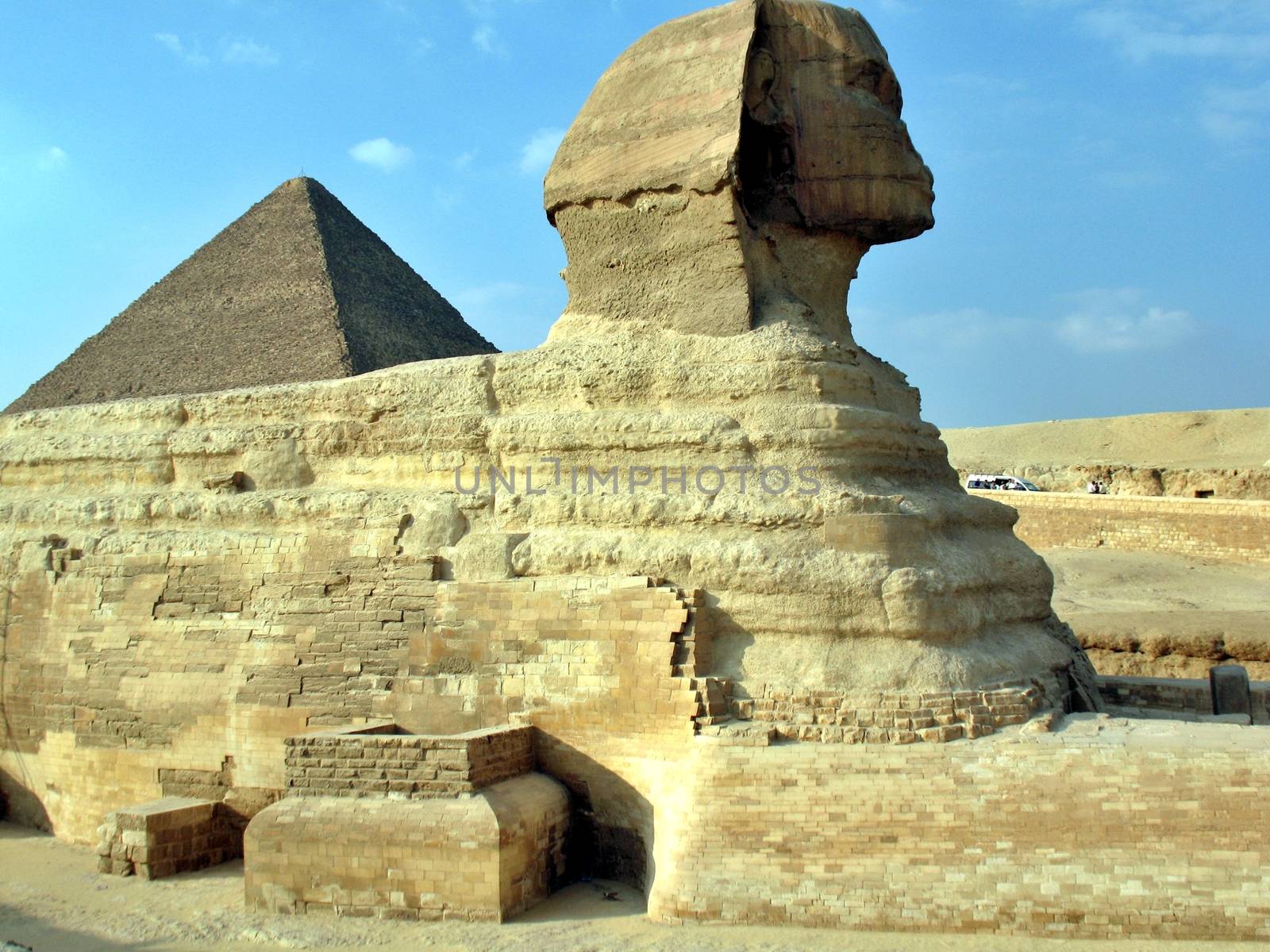 Great Pyramid of Pharaoh Khufu, located at Giza and the Sphinx. Egypt.