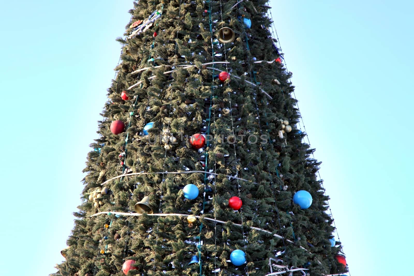 Christmas tree in the town square of Chelyabinsk on sunny day