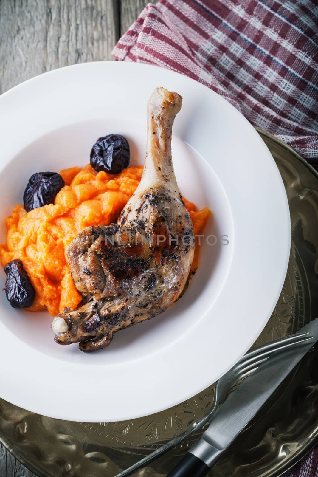 Roasted duck leg with mashed carrot and dried prunes by supercat67