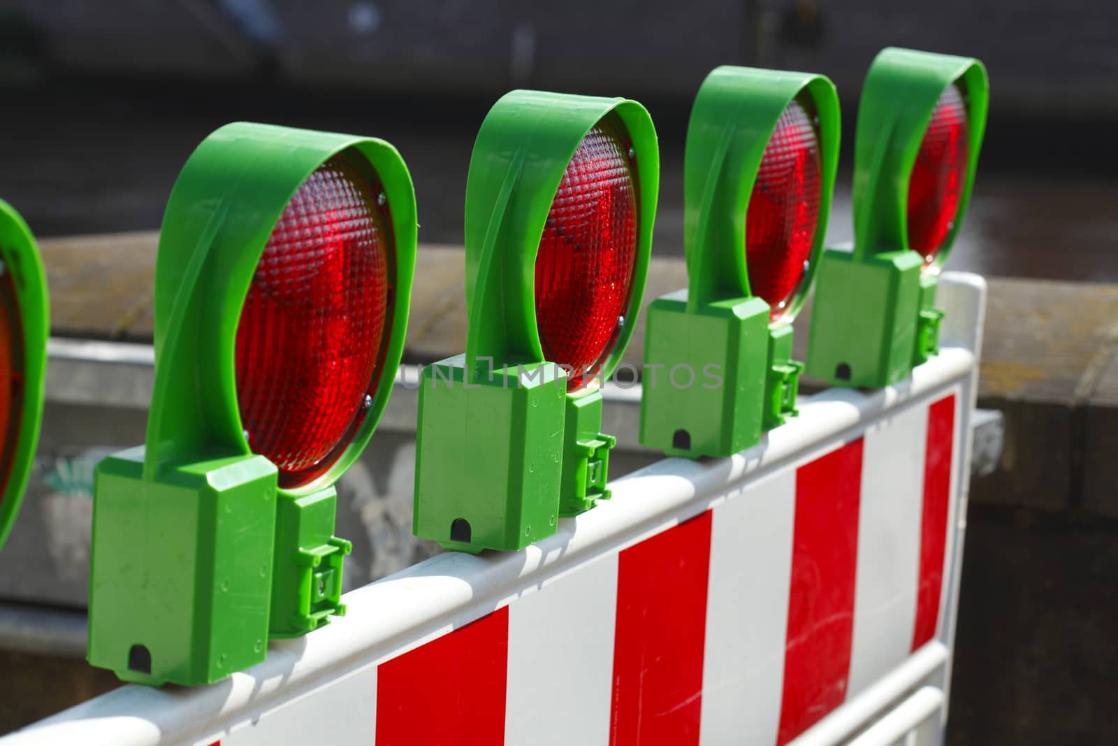 construction site lamps