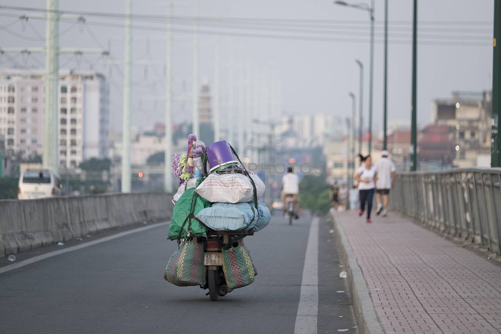 Binh Loi bridge in early morning