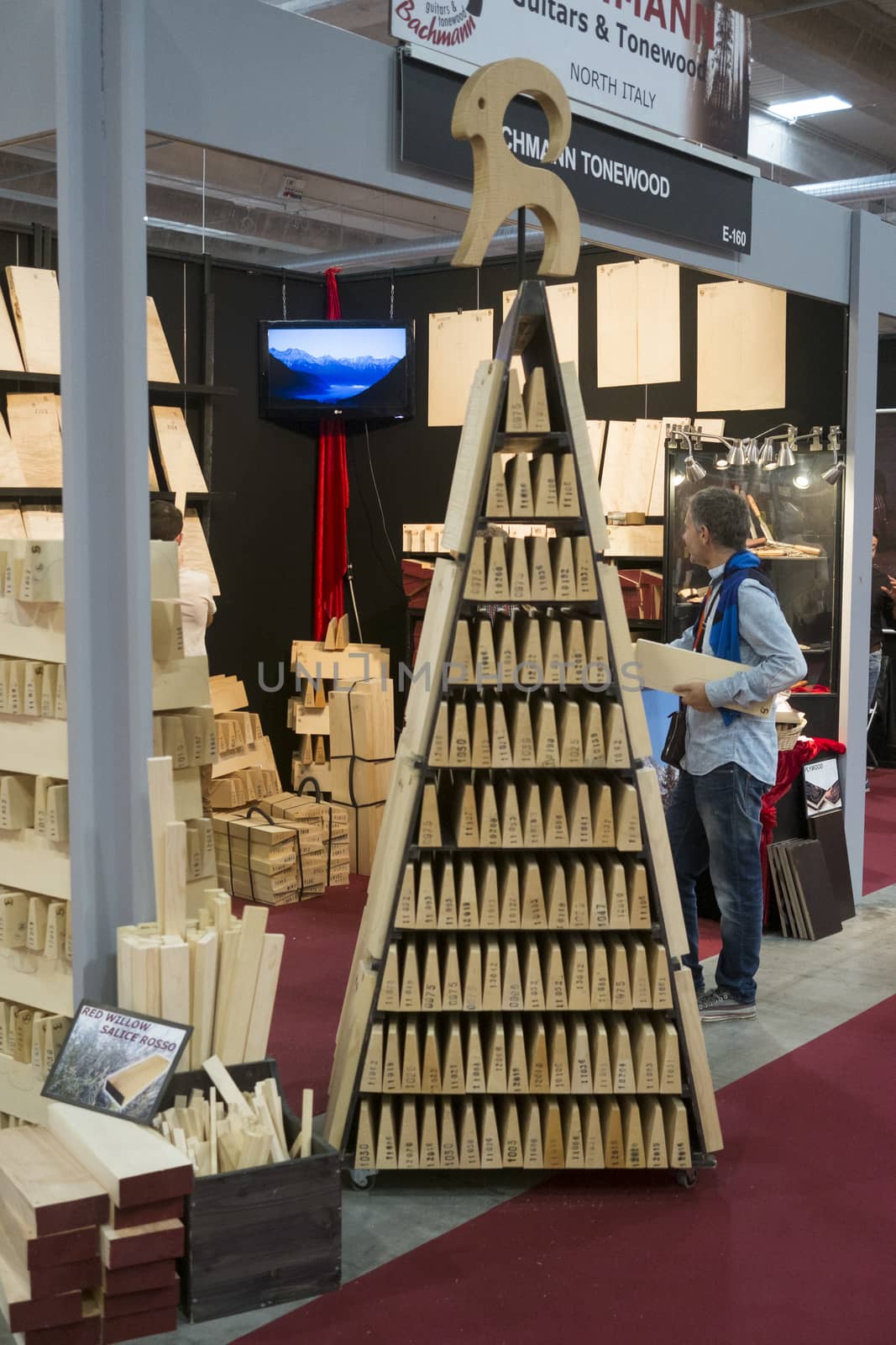 Cremona Mondomusica is a 3 day event being held from the end September to the firsts of October every year at the Cremona Fiere in Cremona, Italy.