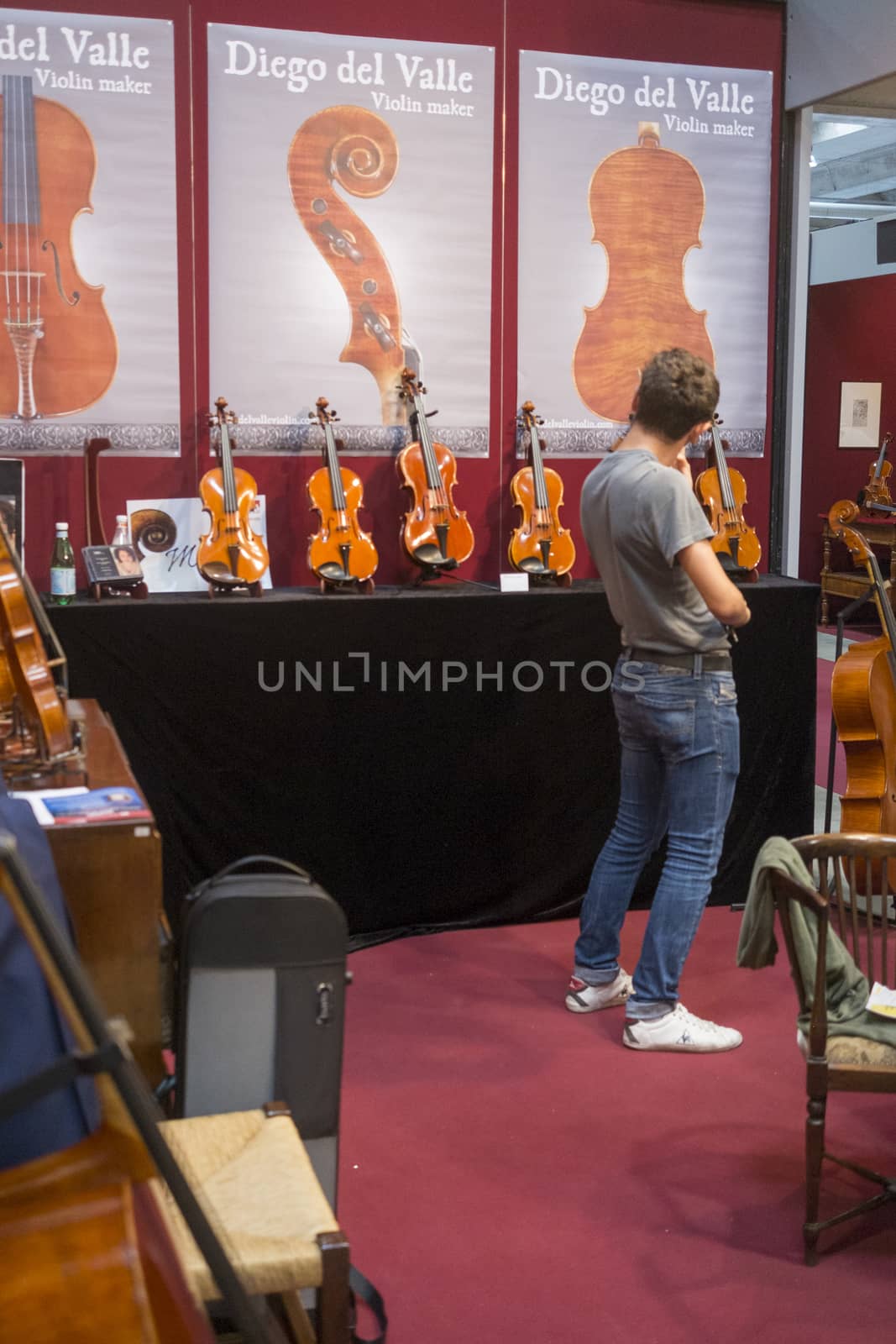 Cremona Mondomusica is a 3 day event being held from the end September to the firsts of October every year at the Cremona Fiere in Cremona, Italy.