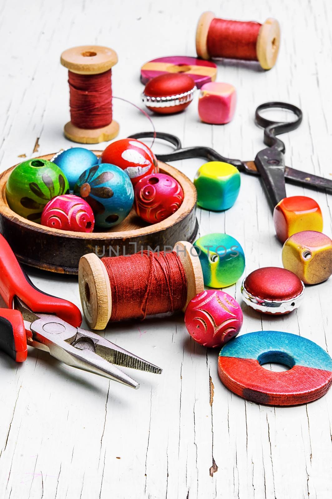 Accessories for manufacture of beads is women jewelry