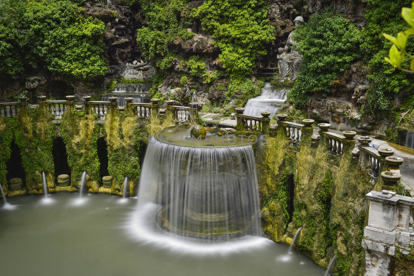 waterfall and garden of the villa of cardinal Ippolito d`Este, Tivoli, Italy.