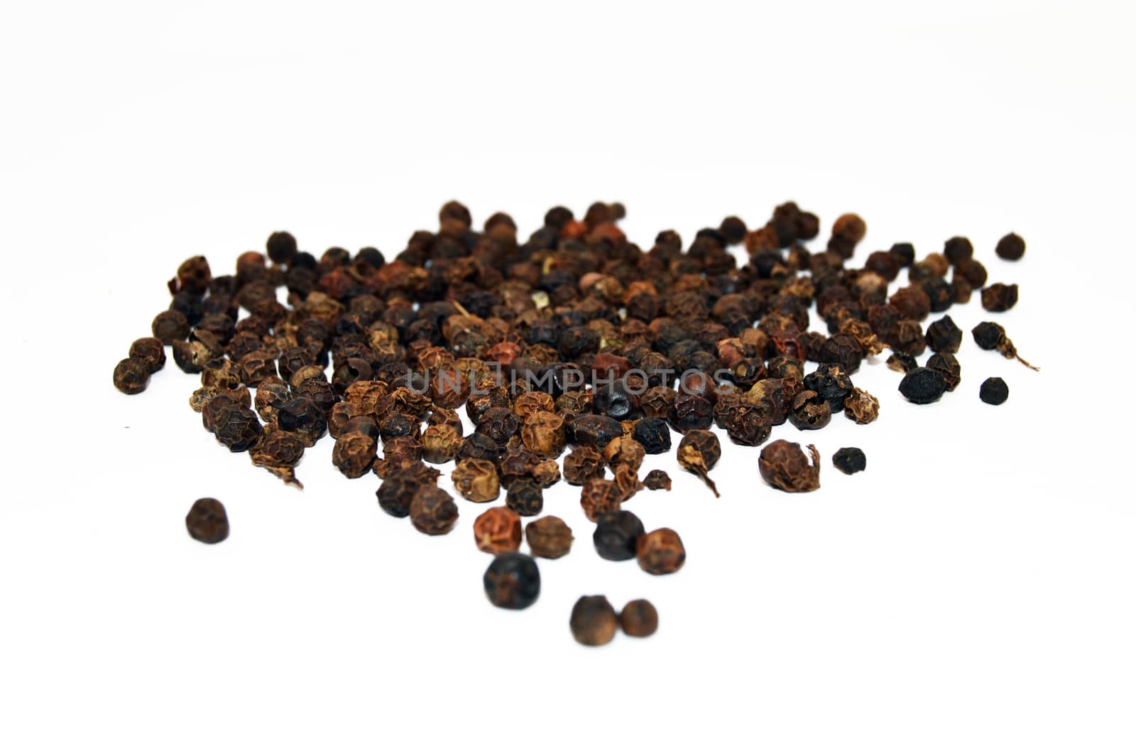 Dry black pepper pictures by nhatipoglu