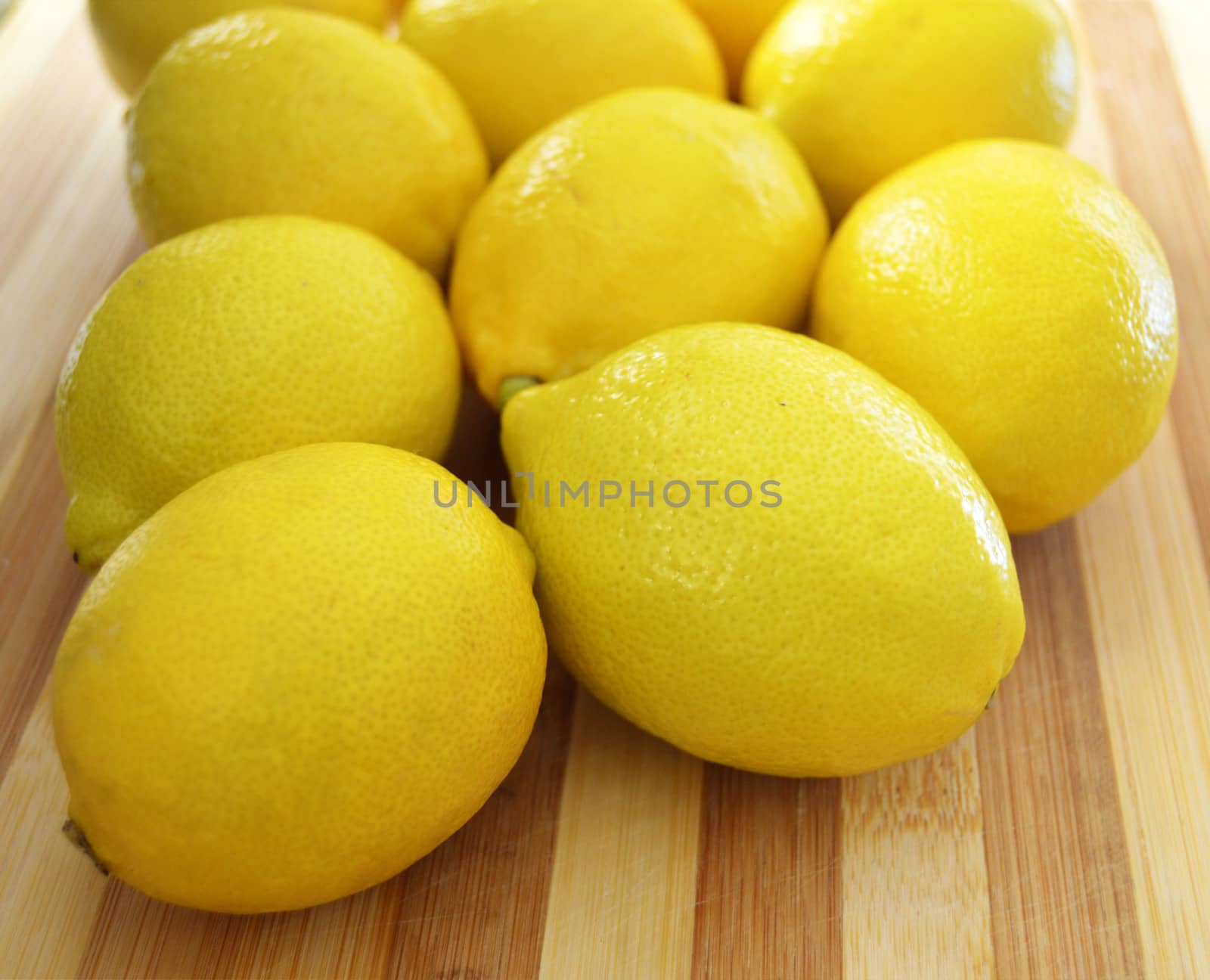 Lemon paintings on the finest wooden chopping board