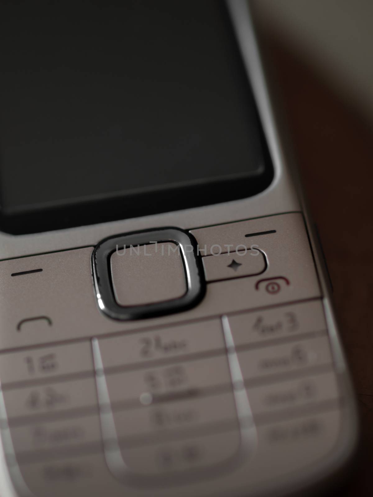 COLOR PHOTO OF MOBILE PHONE KEYPAD