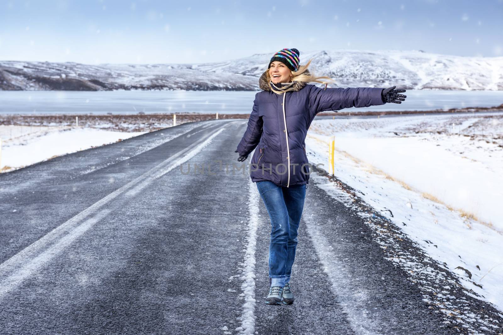 Happy winter travel by Anna_Omelchenko