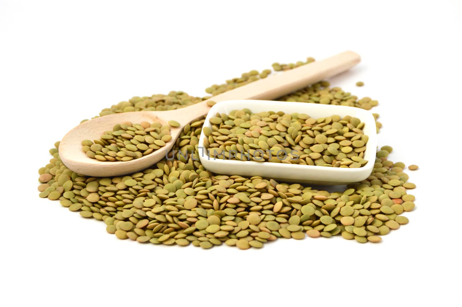 Pictures of green lentils with high nutrition by nhatipoglu