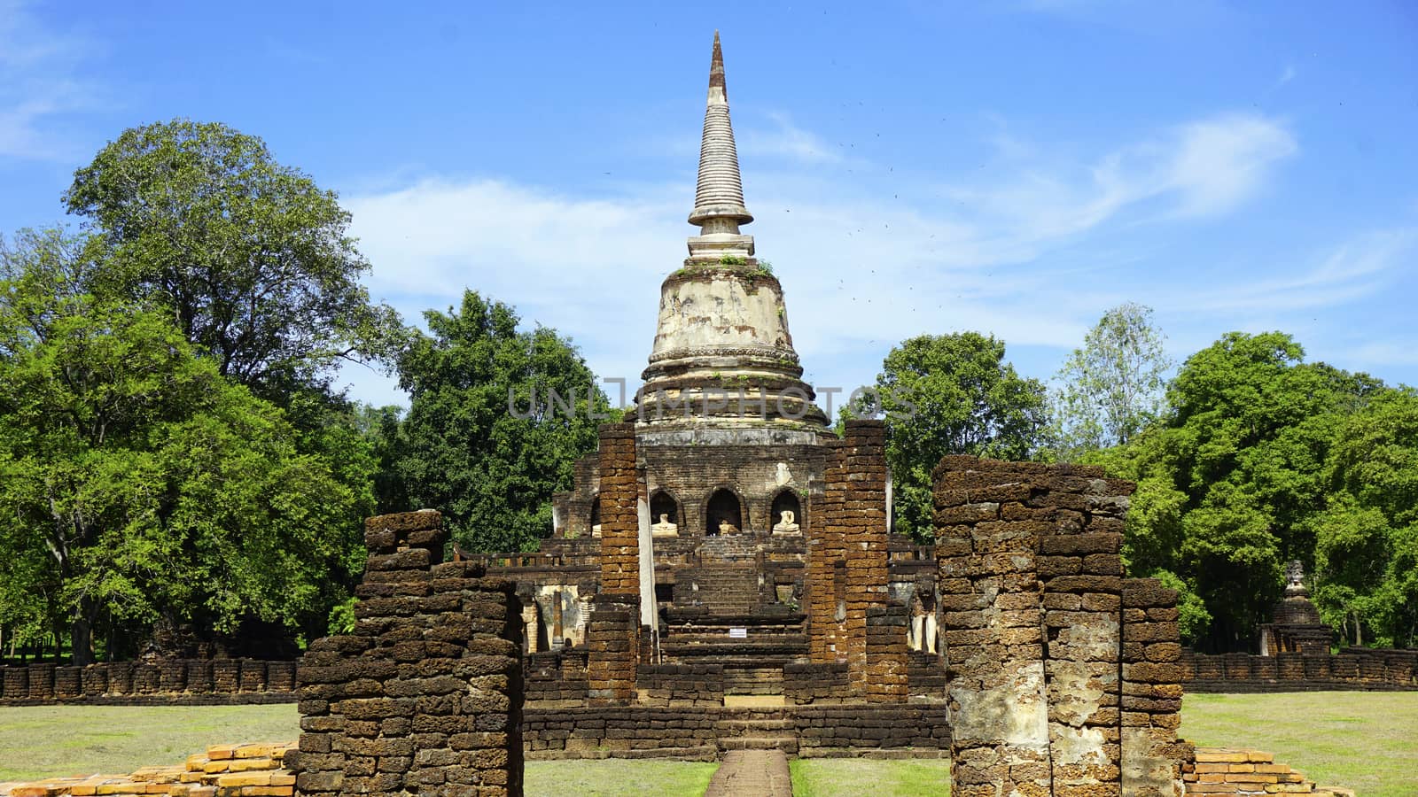 Historical Park Wat chang lom temple center main approach in Sukhothai world heritage

