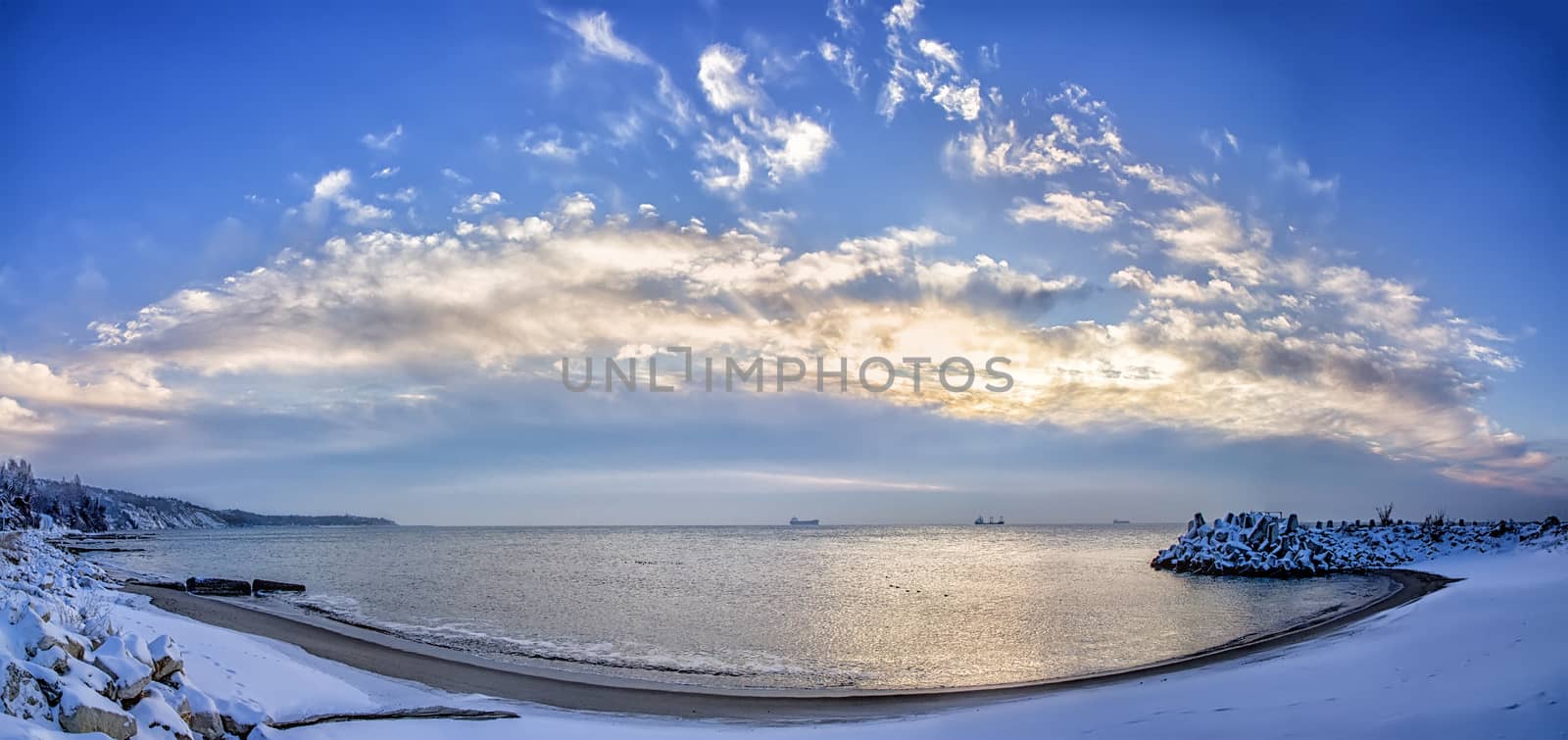 Panoramic sea view from bay by EdVal