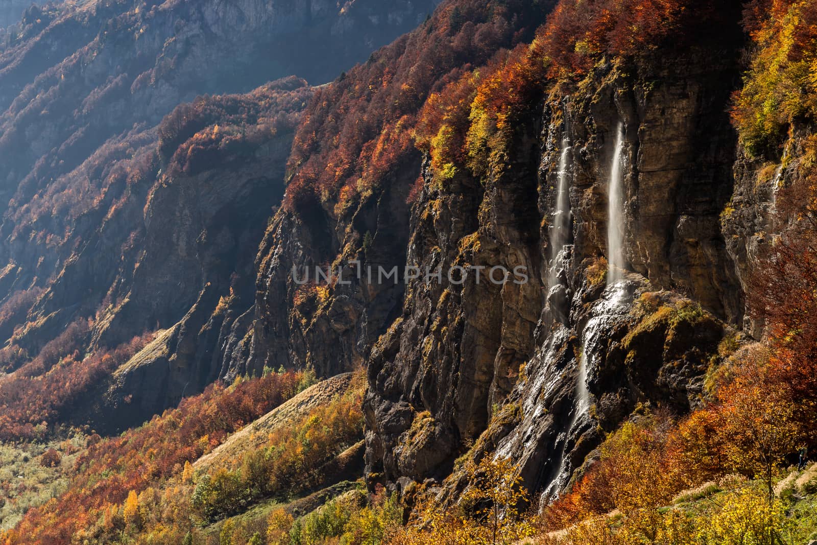 Mountains view with waterfalls and cliffs by kenzo85