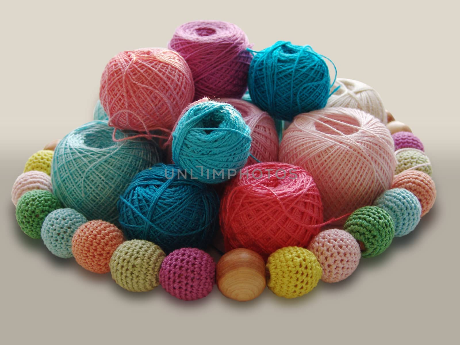 ingering yarn, various shades of pastel  colors