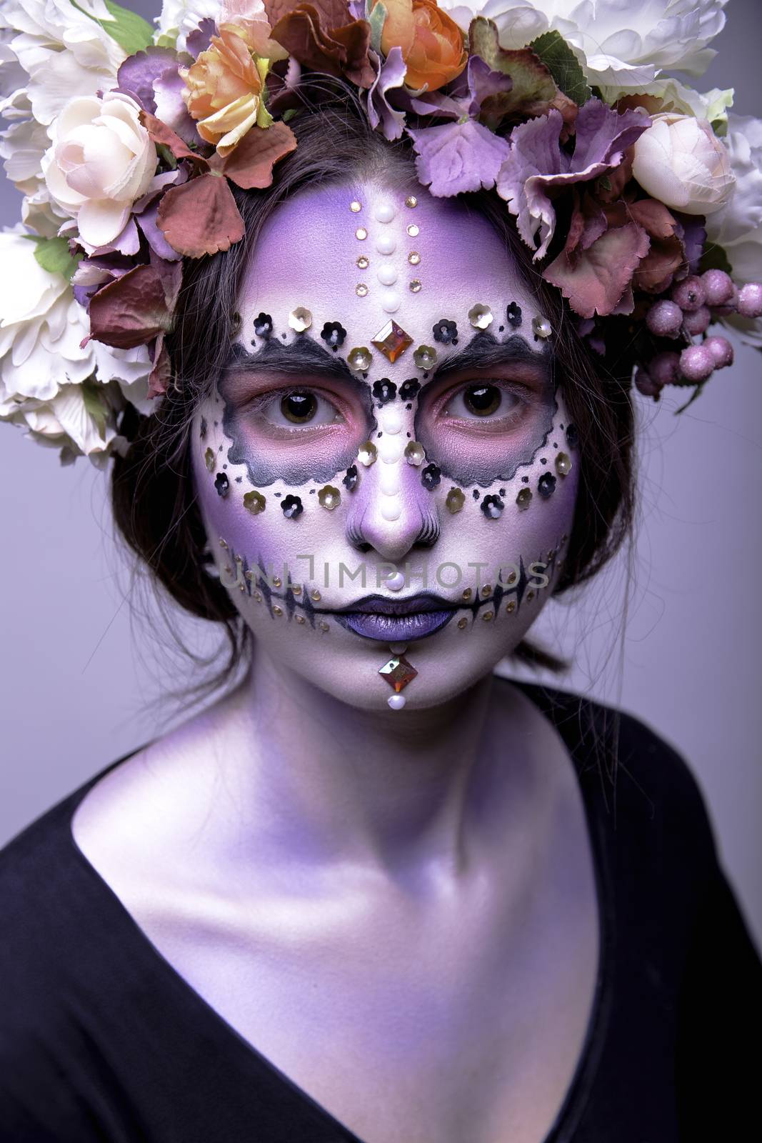 Halloween Model with Rhinestones and Wreath of Flowers by Multipedia