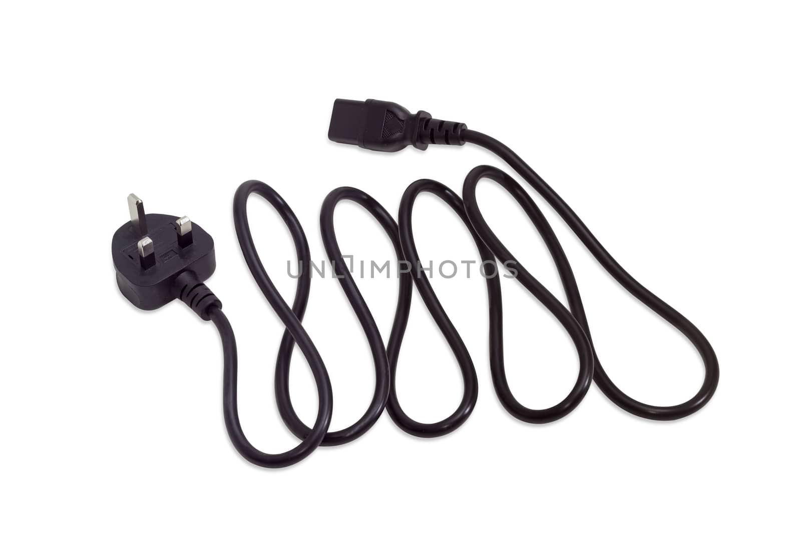 Black power cable with the BS 1363 plug equipped with a fuse and three rectangular pins and the C13 connector on a light background
