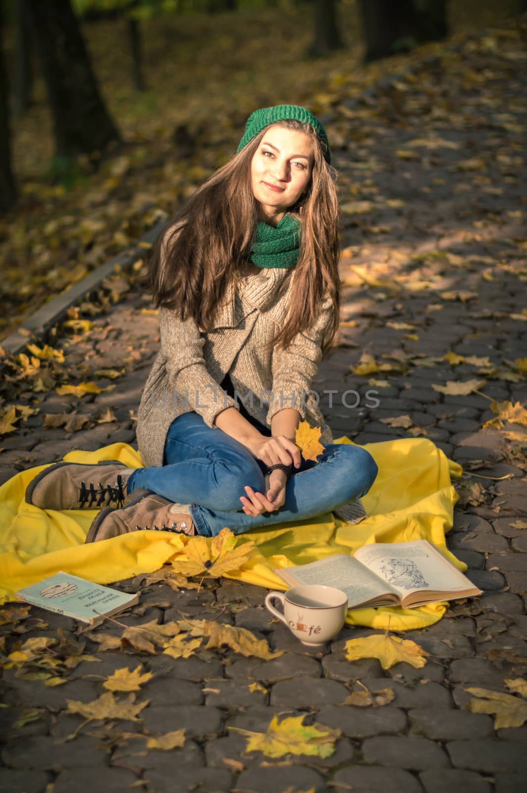 girl sitting on the track by okskukuruza