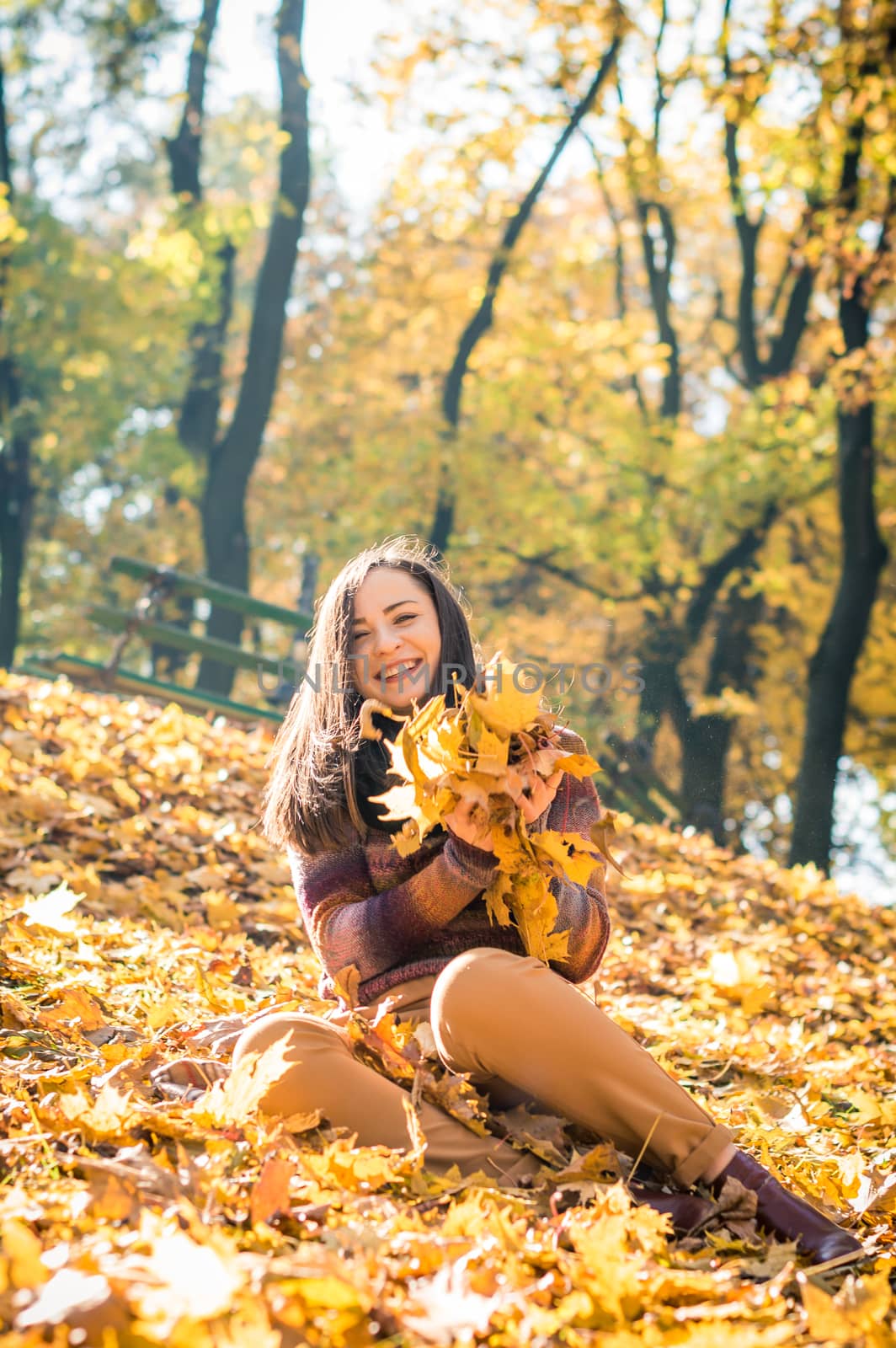 beautiful girl in autumn Park by okskukuruza