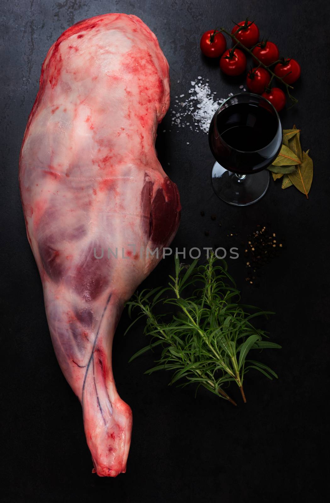 Raw lamb leg set