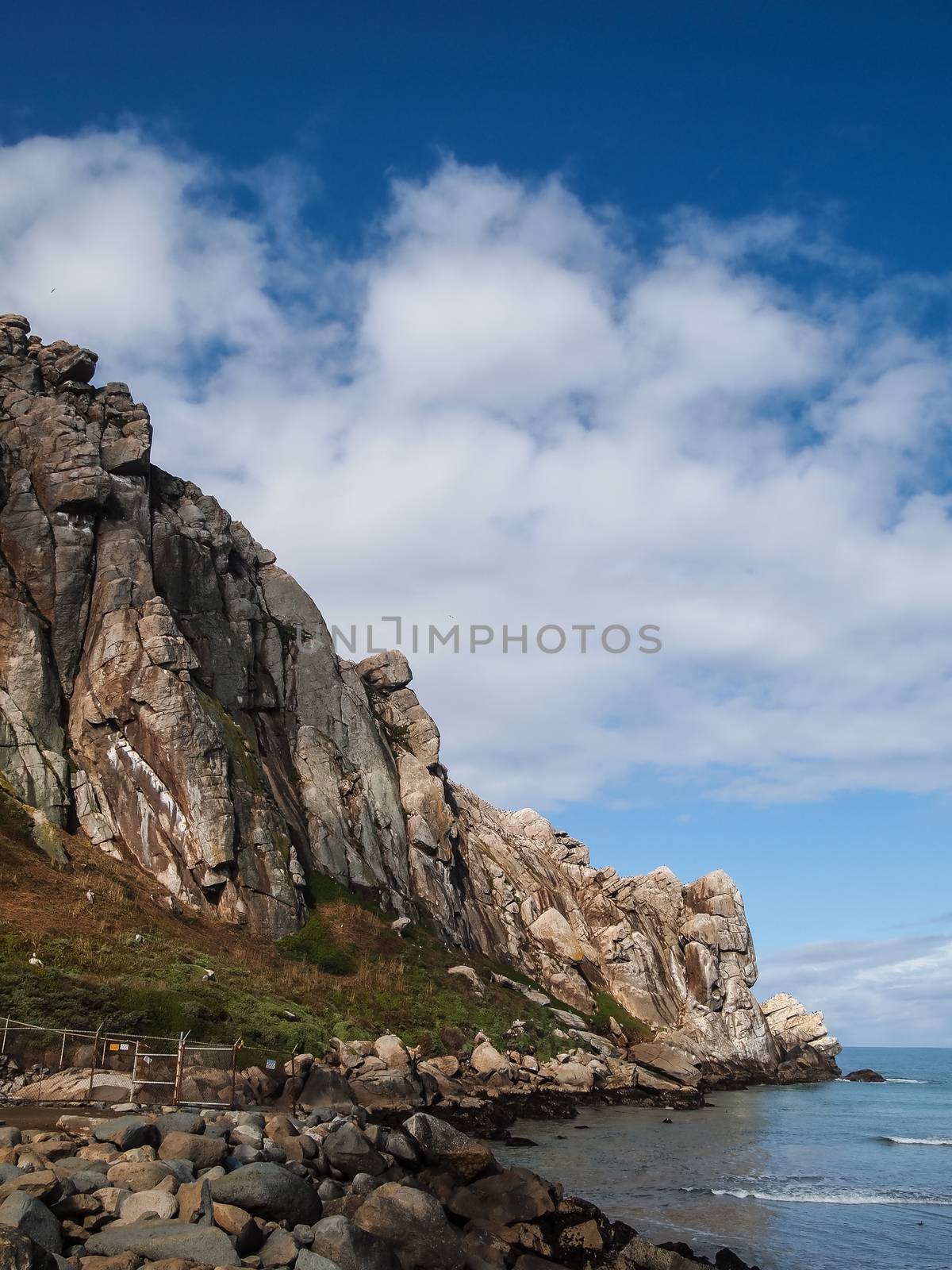 Morro rock bay by simpleBE